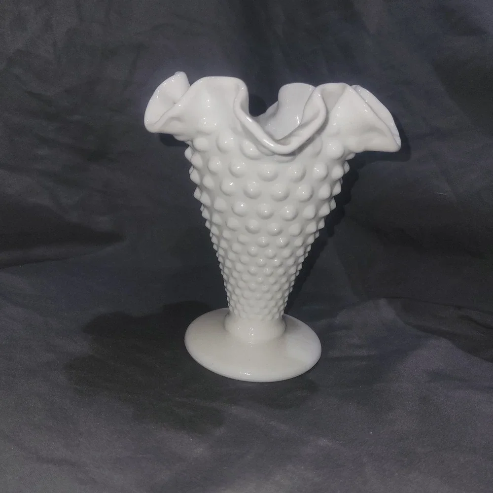 VTG Fenton Hobnail Milk Glass Trumpet Vase Ruffled Edge 8